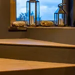 Pedra De Lava Azores-quarto 1 * Angra do Heroísmo