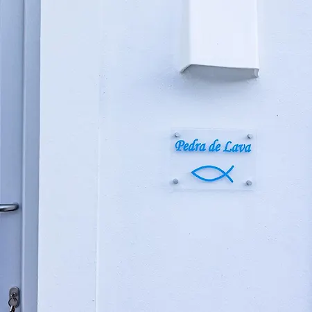 Pedra De Lava Azores-quarto 1 * Angra do Heroísmo